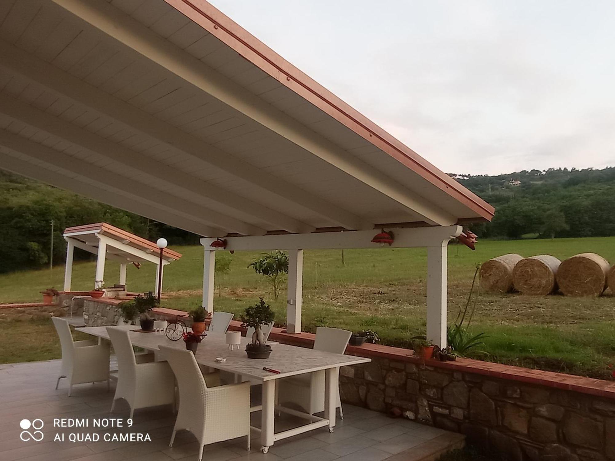 Lux Vera B & B 아그로폴리 외부 사진