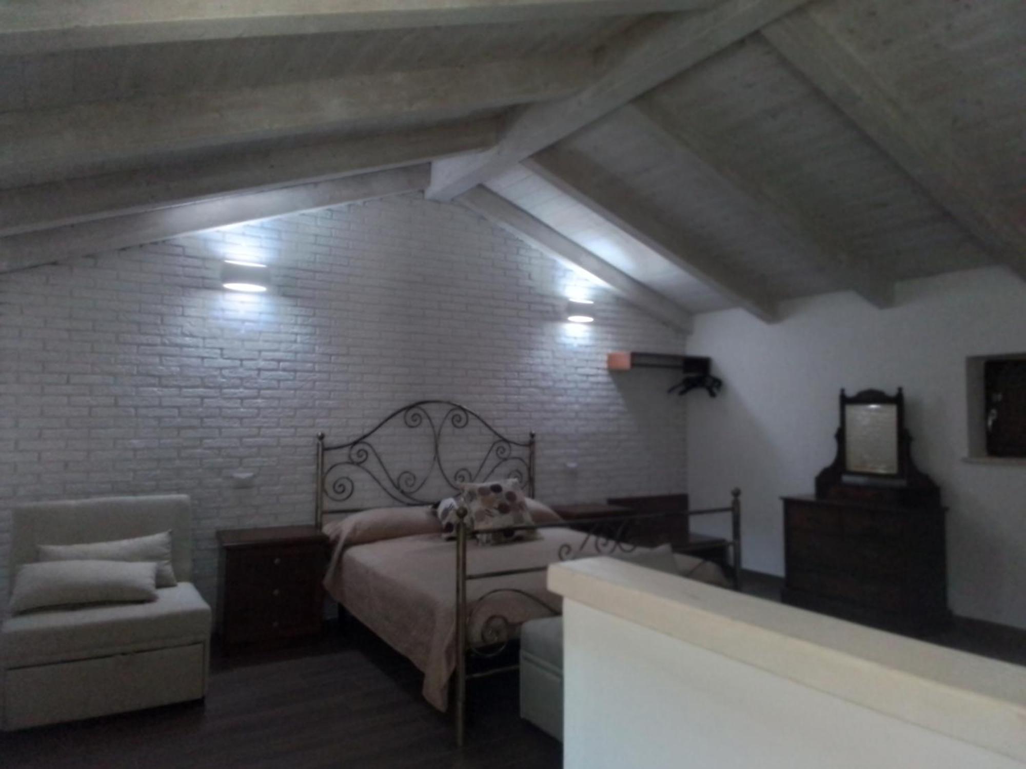 Lux Vera B & B 아그로폴리 외부 사진